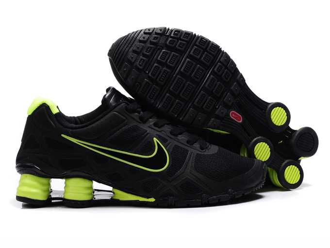 baskets shox chaussure course a pied foot locker